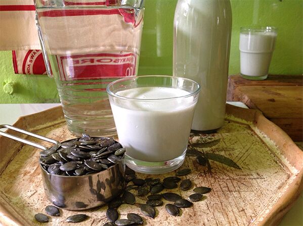 Leche con semillas de calabaza contra las lombrices.